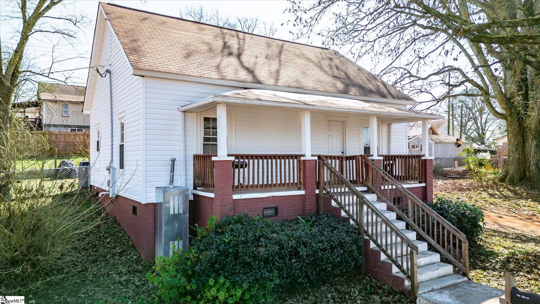 309 Hill Street Easley, SC 29640 - Photo 3 of 25