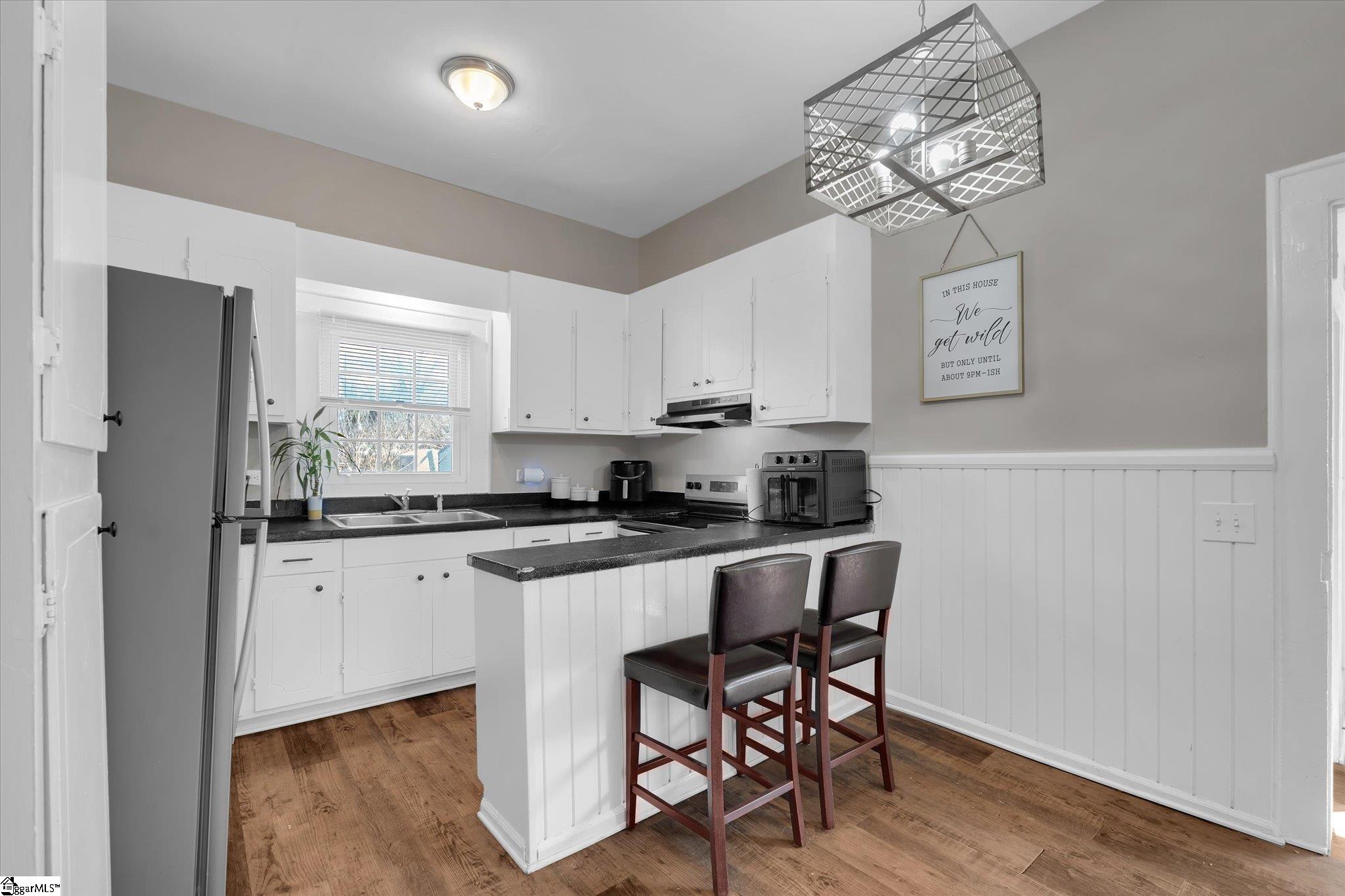 309 Hill Street Easley, SC 29640 - Photo 9 of 25