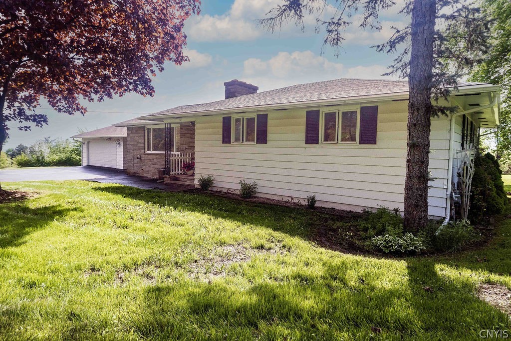 4156 Griffin Road Onondaga, NY 13215 - Photo 2 of 19