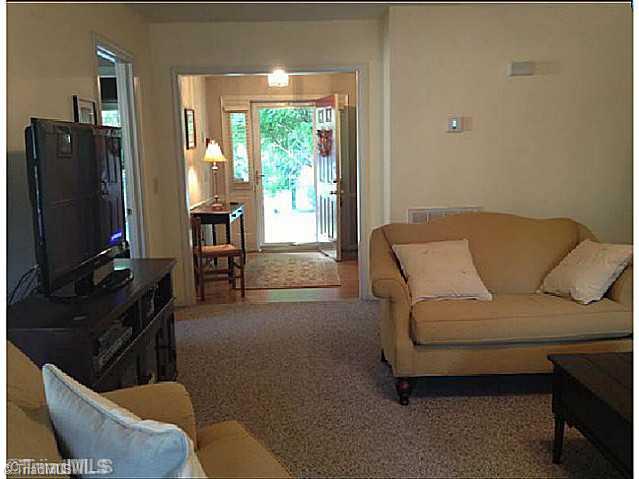 6302 Ridge Haven Road Greensboro, NC 27410 - Photo 3 of 10 Living Room.