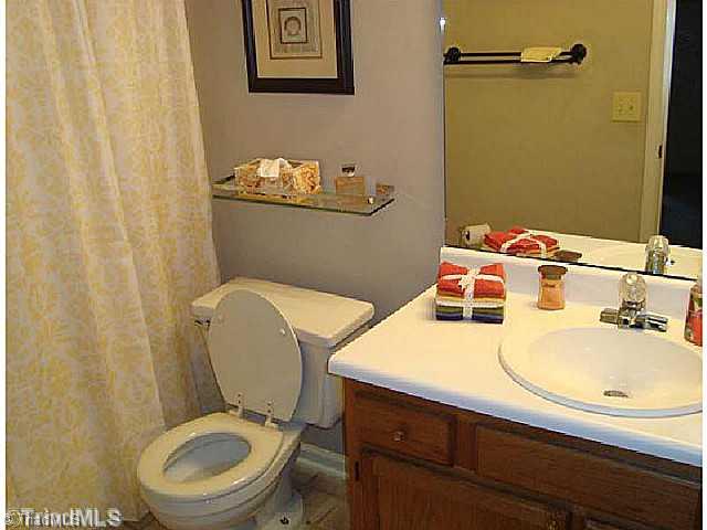 6302 Ridge Haven Road Greensboro, NC 27410 - Photo 10 of 10 Bath.