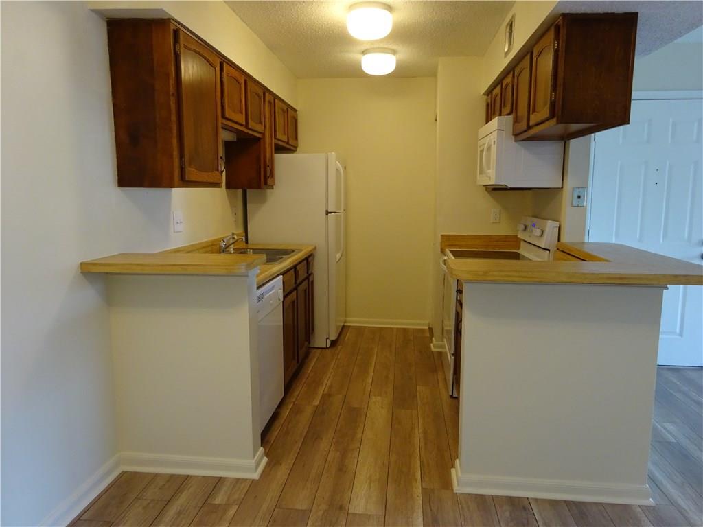 726 Village Road, Unit D Kenner, LA 70065 - Photo 5 of 16 Gallery Image 5