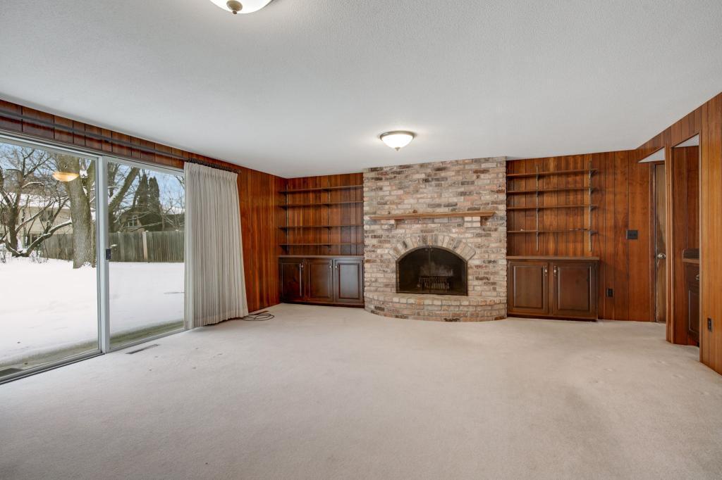 5924 Schaefer Road Edina, MN 55436 - Photo 10 of 22