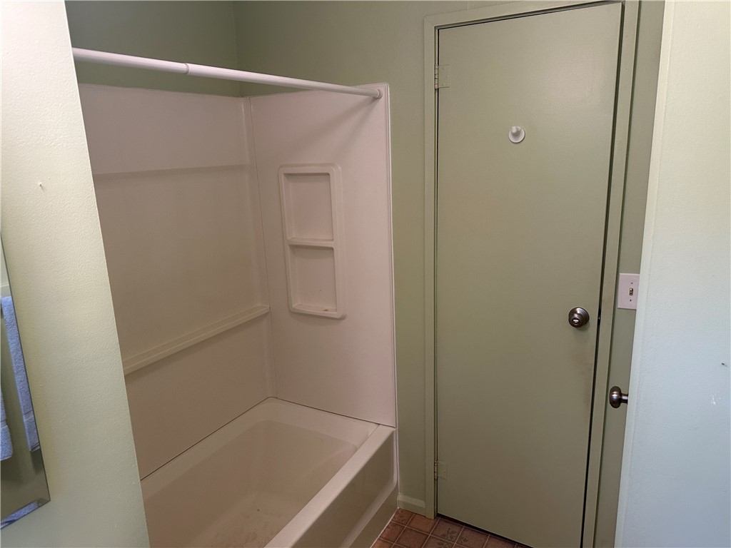 69 Faircrest Road Henrietta, NY 14623 - Photo 12 of 20 First Floor Bathroom