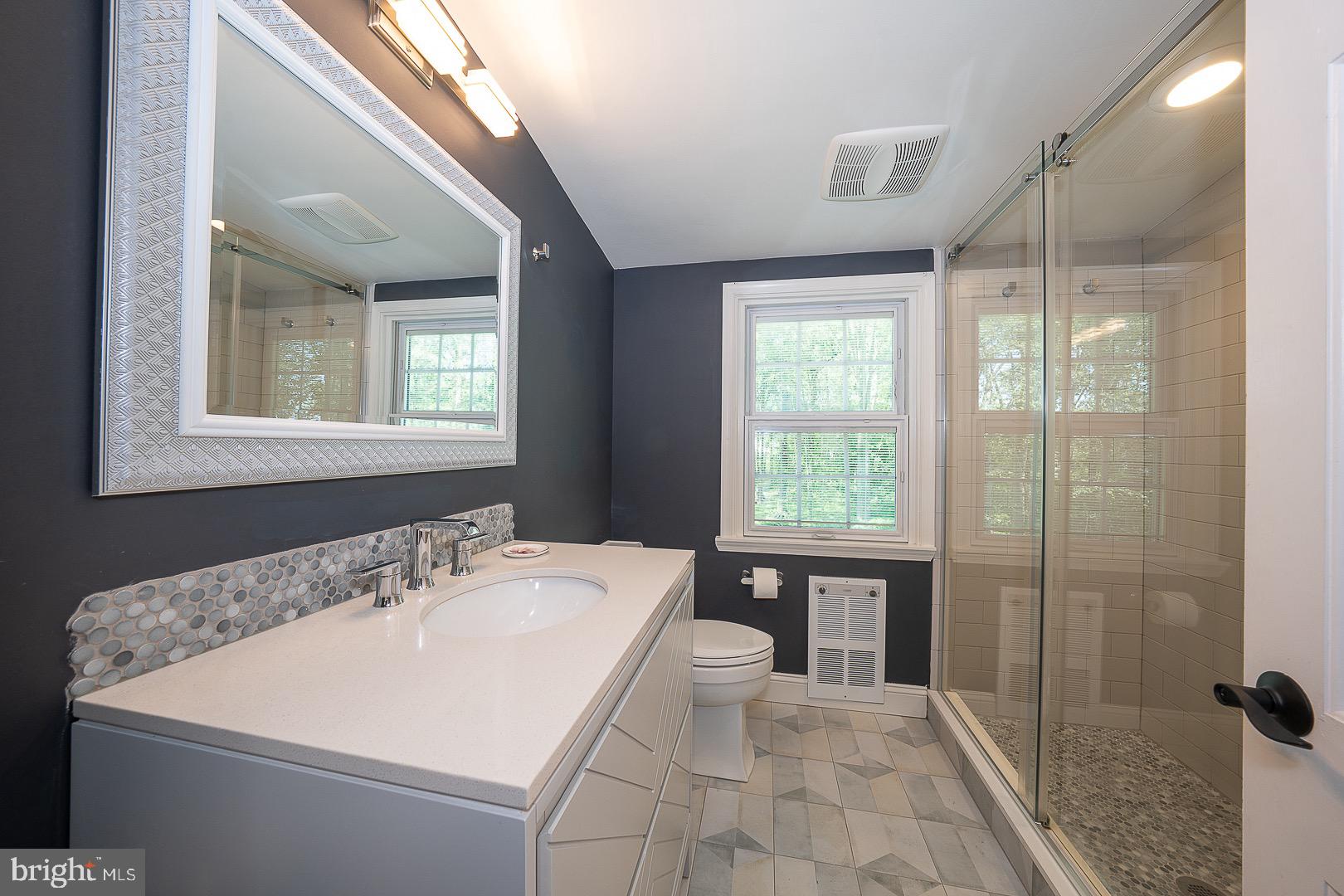 734 Woodcrest Road Wayne, PA 19087 - Photo 28 of 37 3rd Floor with updated Full Bathroom