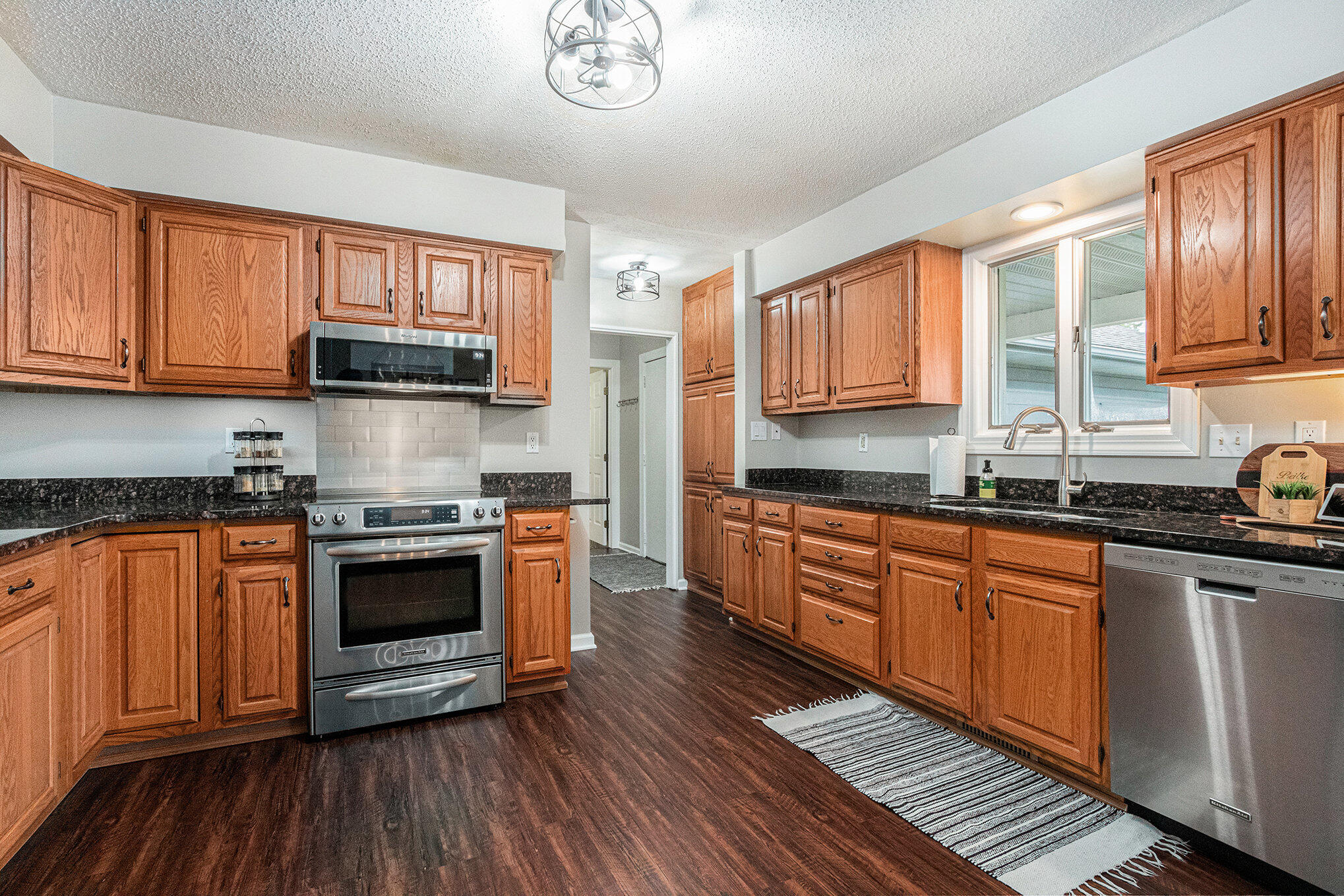 1520 Jasmine Road St. Joseph, MI 49085 - Photo 8 of 26 009_img_3786_698