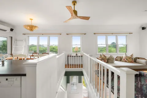 $2,099,000 | 4 Berkley Street, Nantucket, MA 02554