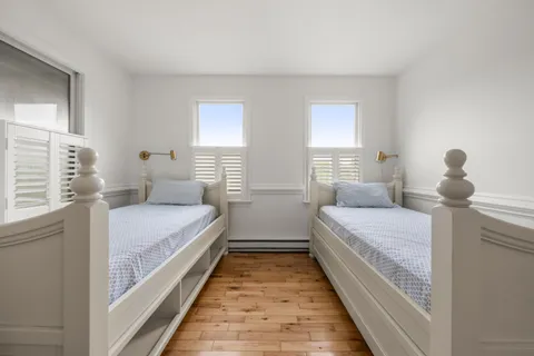 $2,099,000 | 4 Berkley Street, Nantucket, MA 02554