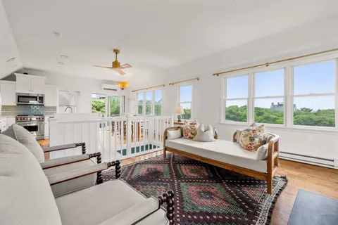 $2,099,000 | 4 Berkley Street, Nantucket, MA 02554