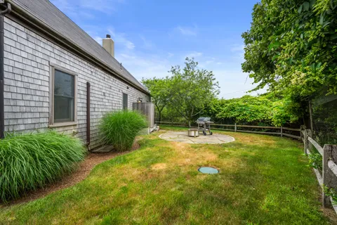$2,099,000 | 4 Berkley Street, Nantucket, MA 02554