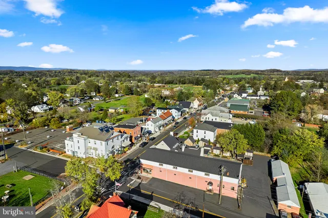 $692,686 | 1010 Captain Richards Court, Unit HOMESITE 175, Marshall, VA 20115