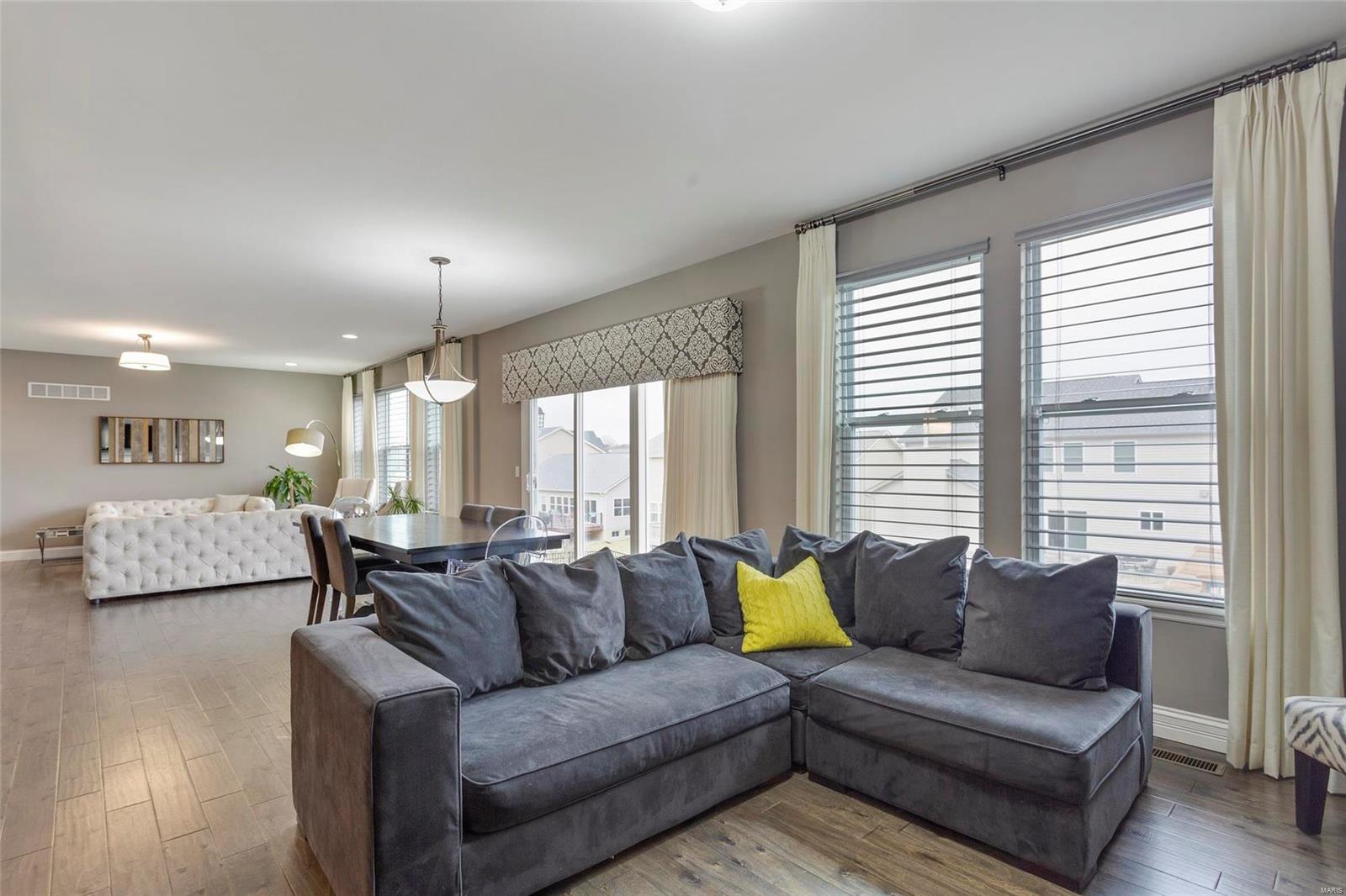 1597 Beckham Ridge Court St. Louis, MO 63146 - Photo 13 of 45