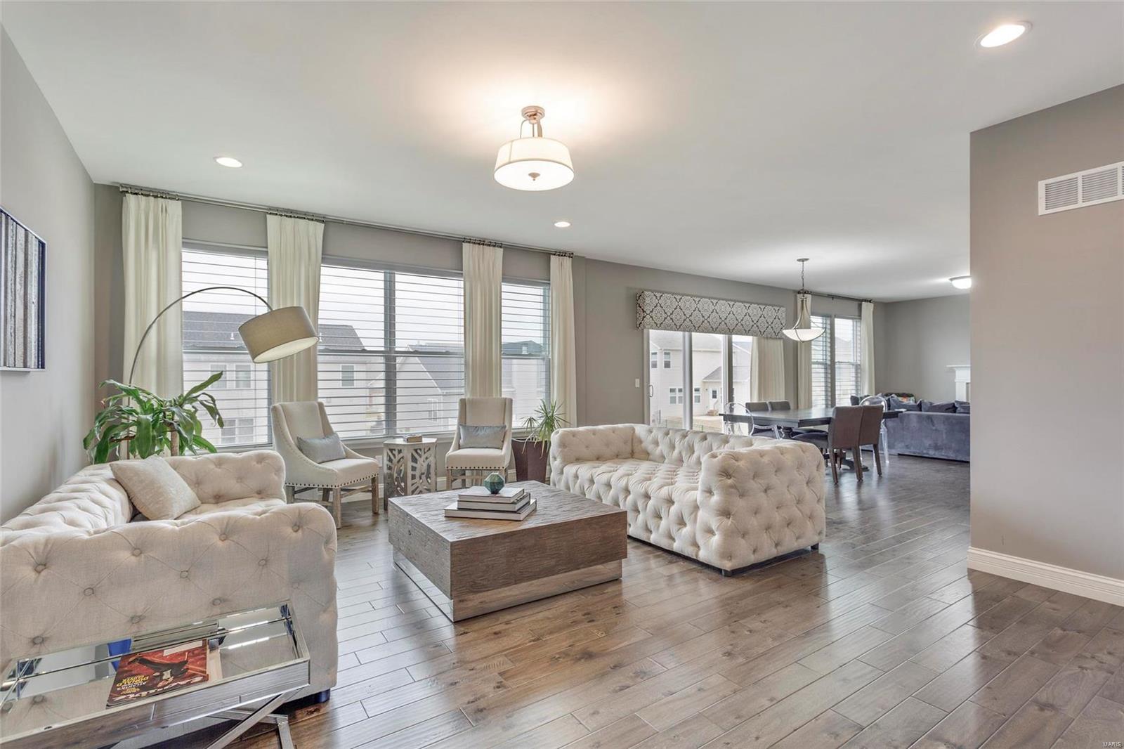 1597 Beckham Ridge Court St. Louis, MO 63146 - Photo 5 of 45