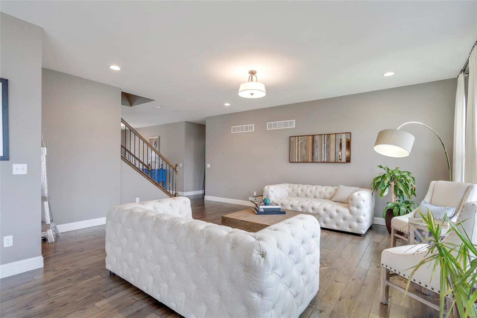 1597 Beckham Ridge Court St. Louis, MO 63146 - Photo 6 of 45