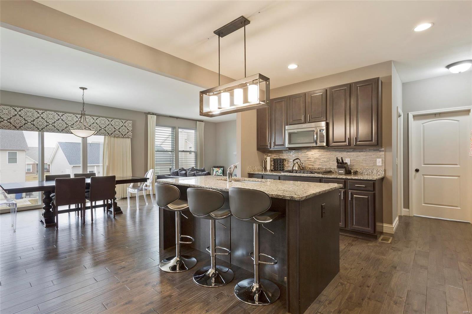 1597 Beckham Ridge Court St. Louis, MO 63146 - Photo 7 of 45