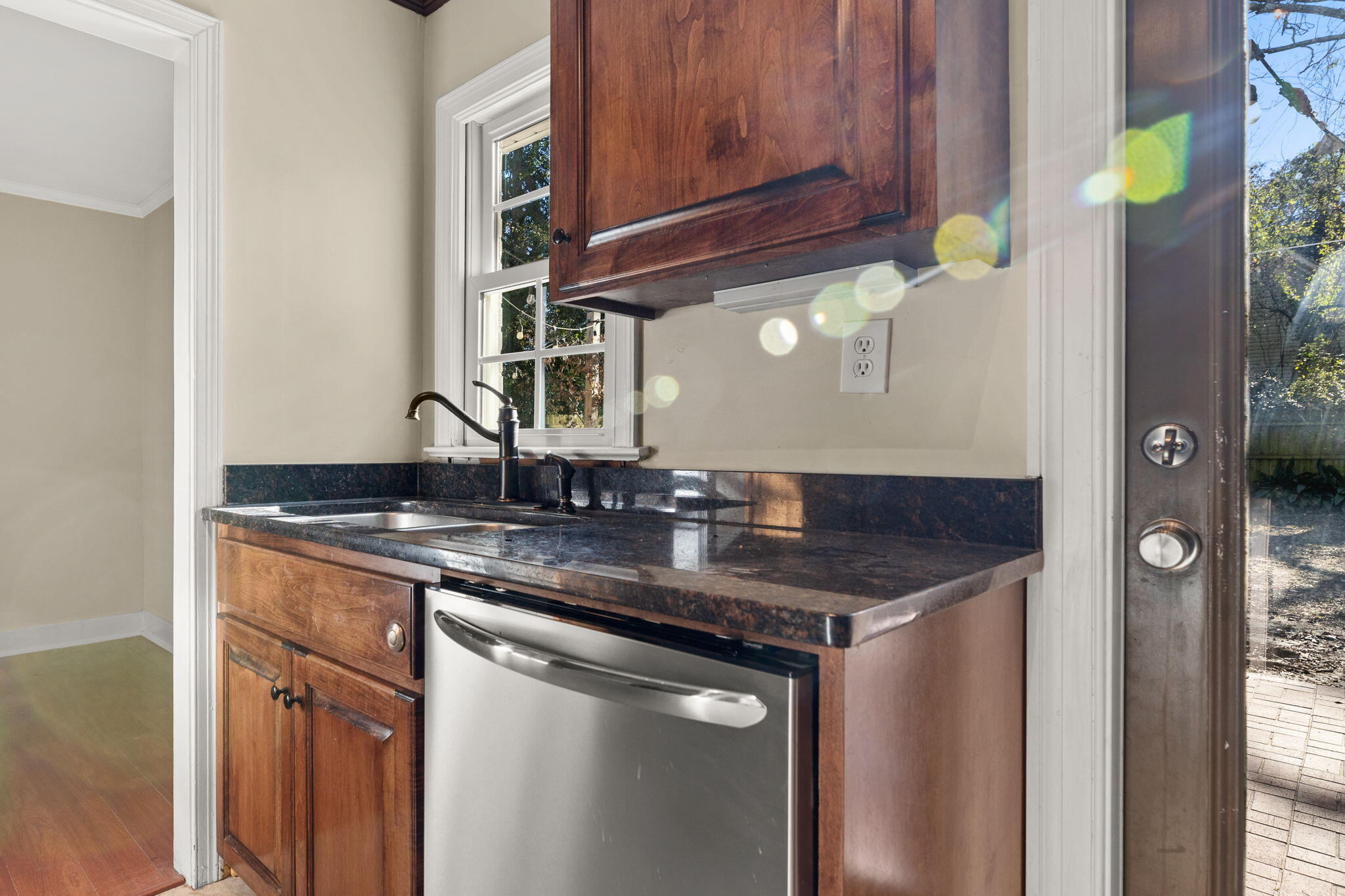 33 Rahn Road Charleston, SC 29407 - Photo 9 of 17 9-web-or-mls-Interior-5