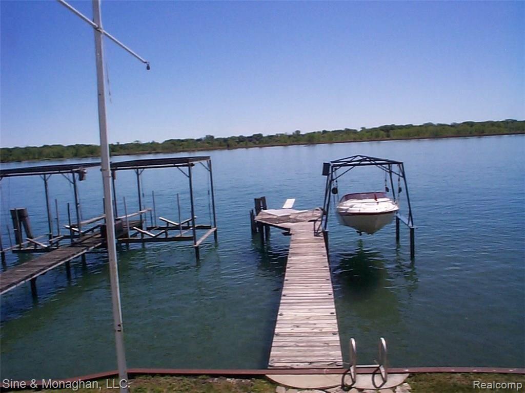 1019 River Road St. Clair, MI 48079 - Photo 7 of 56 7 DOCK WITH HOIST 1019 RIVER RD.JPG