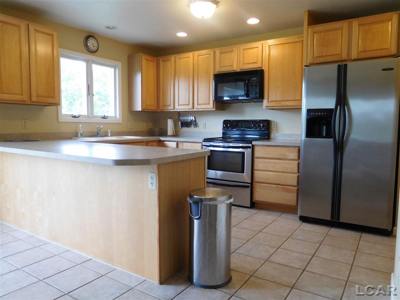 2415 Dinius Road Tecumseh, MI 49286 - Photo 5 of 21 31321969-4.JPG