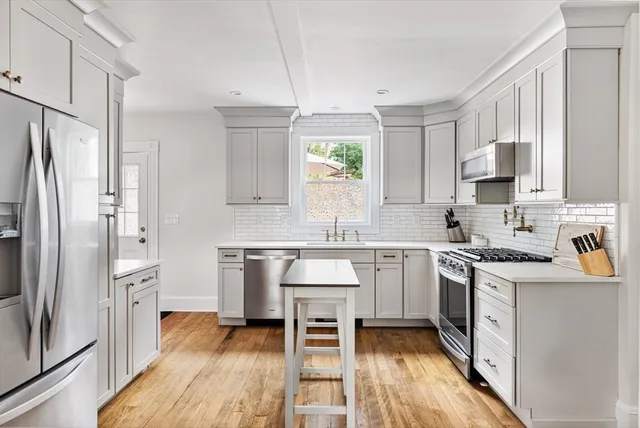 $685,000 | 61 Elm Street, Unit 61, Andover, MA 01810