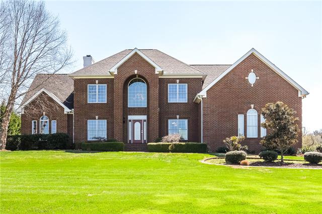 1475 Ridley Drive Franklin, TN 37064 - Photo 1 of 20 Beautiful one owner custom home in sought after Keystone. Great location just a few short minutes to downtown Franklin. Estate living in the beautiful Tennessee countryside.