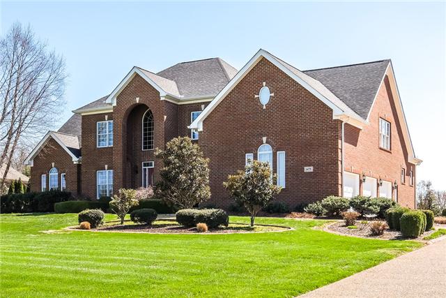 1475 Ridley Drive Franklin, TN 37064 - Photo 2 of 20 Full brick beauty with aluminum trim makes this home virtually maintenance free.