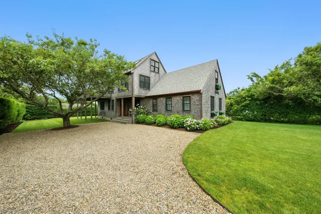 $4,500,000 | 44 Sankaty Road, Nantucket, MA 02554