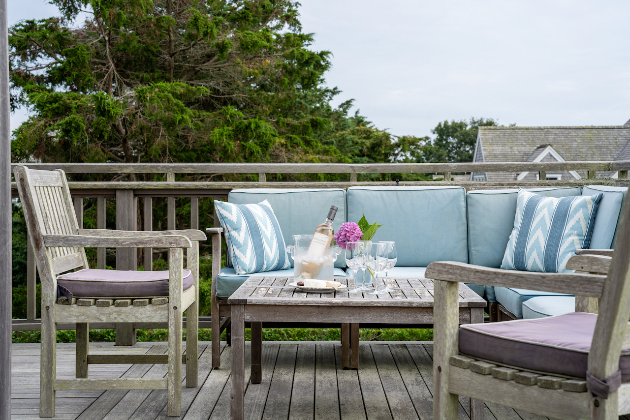 44 Sankaty Road Nantucket, MA 02554 - Photo 9 of 23