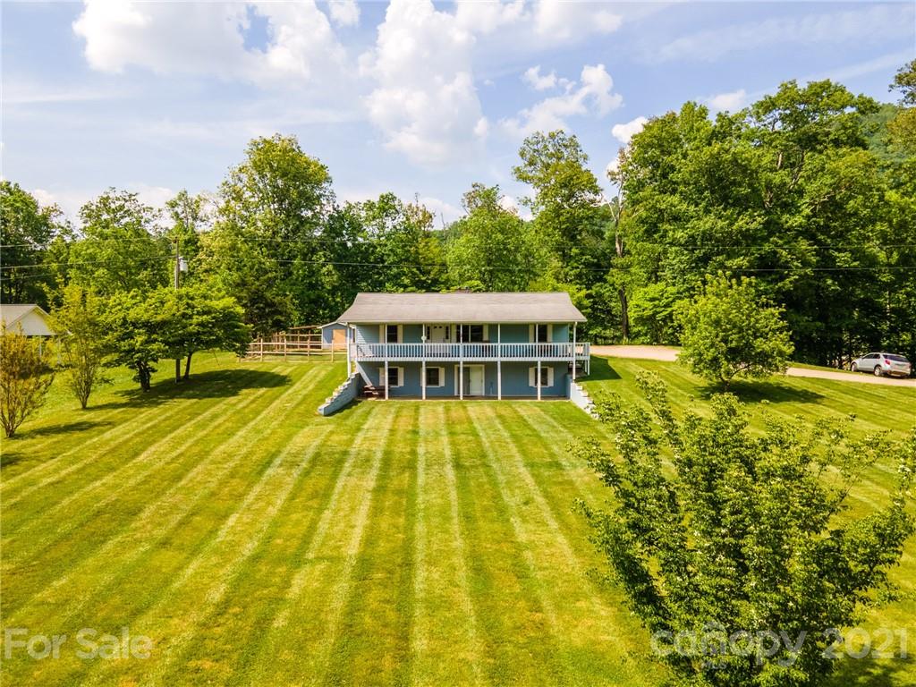 58 Kivi Road Franklin, NC 28734 - Photo 1 of 39 Gallery Image 1