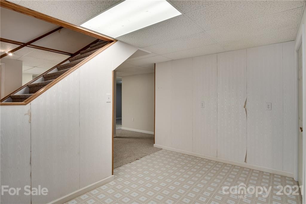 58 Kivi Road Franklin, NC 28734 - Photo 15 of 39 Gallery Image 15
