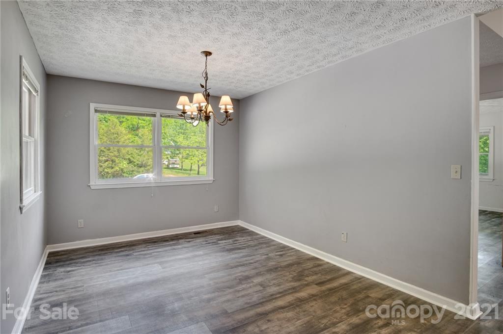 58 Kivi Road Franklin, NC 28734 - Photo 8 of 39 Gallery Image 8