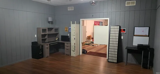 $194,900 | 423 Main Street, Vincennes, IN 47591