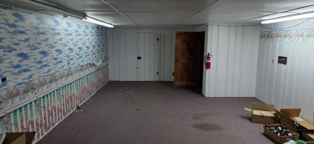 $194,900 | 423 Main Street, Vincennes, IN 47591