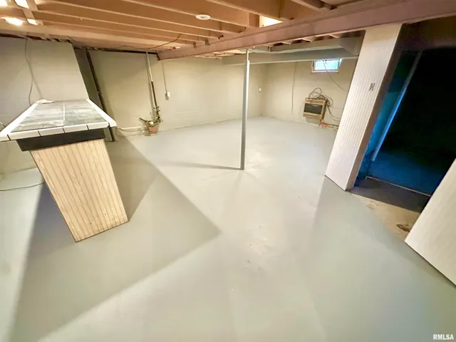 $119,900 | 1460 Beecher Avenue, Galesburg, IL 61401