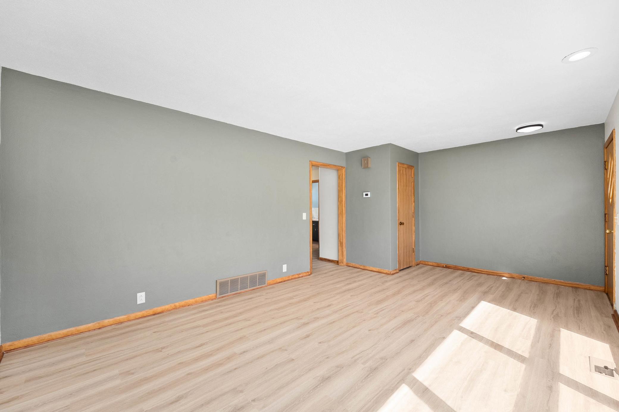 1203 Lee Street Rice Lake, WI 54868 - Photo 10 of 50 Gallery Image 10
