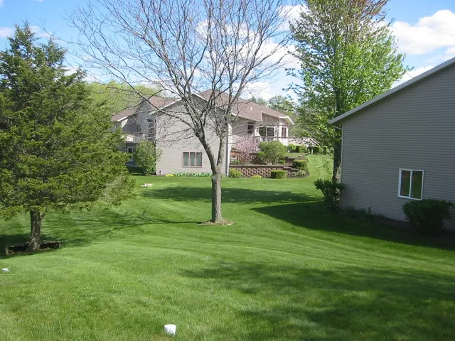 $1,095,000 | N4723 Ridgeview Drive, Portage, WI 53901