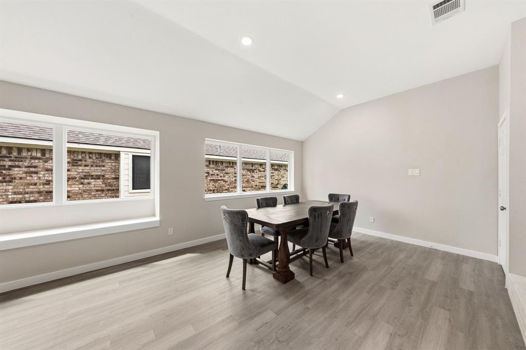 813 Creek Valley Road Mesquite, TX 75181 - Photo 12 of 29