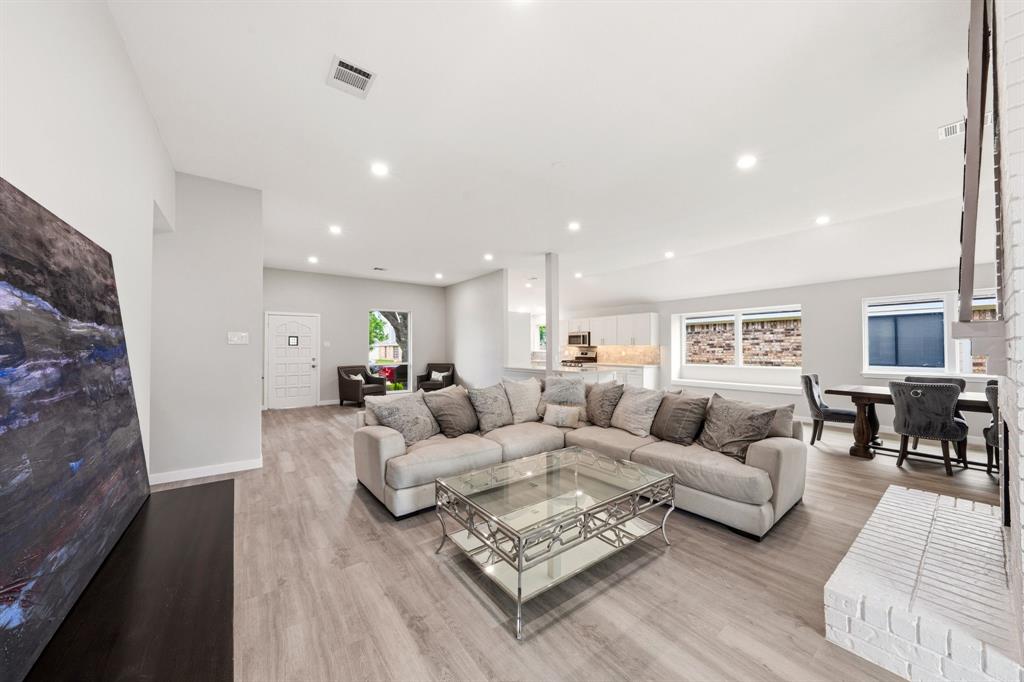 813 Creek Valley Road Mesquite, TX 75181 - Photo 7 of 29