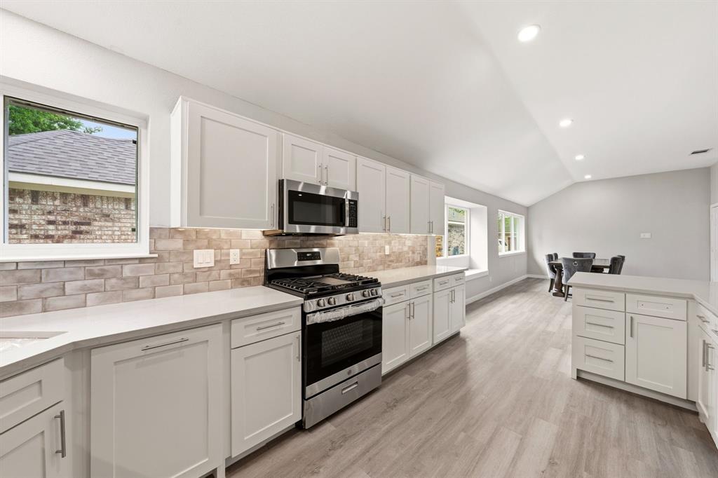 813 Creek Valley Road Mesquite, TX 75181 - Photo 9 of 29