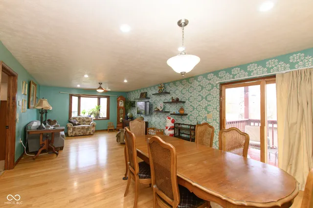 $409,900 | 492 Pelenor Drive, Franklin, IN 46131