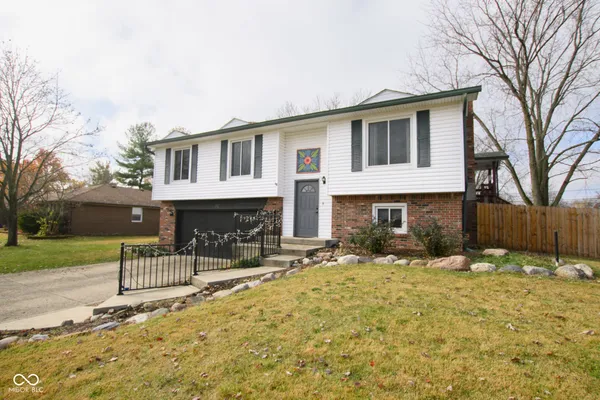 $409,900 | 492 Pelenor Drive, Franklin, IN 46131