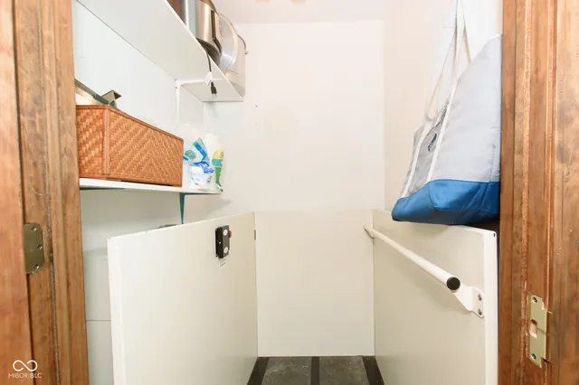 $409,900 | 492 Pelenor Drive, Franklin, IN 46131