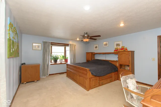 $409,900 | 492 Pelenor Drive, Franklin, IN 46131