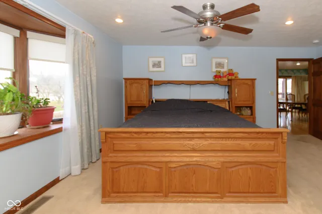 $409,900 | 492 Pelenor Drive, Franklin, IN 46131