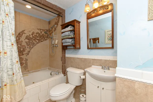 $409,900 | 492 Pelenor Drive, Franklin, IN 46131