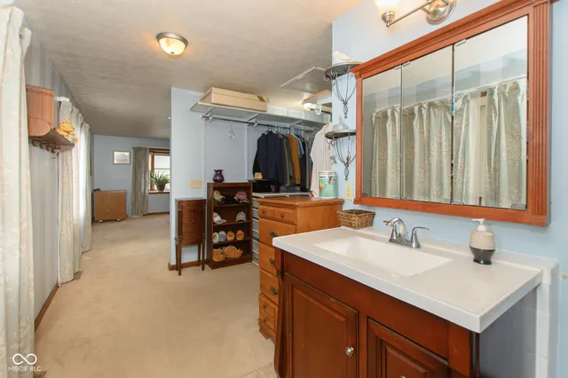 $409,900 | 492 Pelenor Drive, Franklin, IN 46131