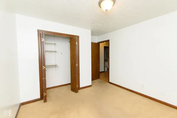 $409,900 | 492 Pelenor Drive, Franklin, IN 46131