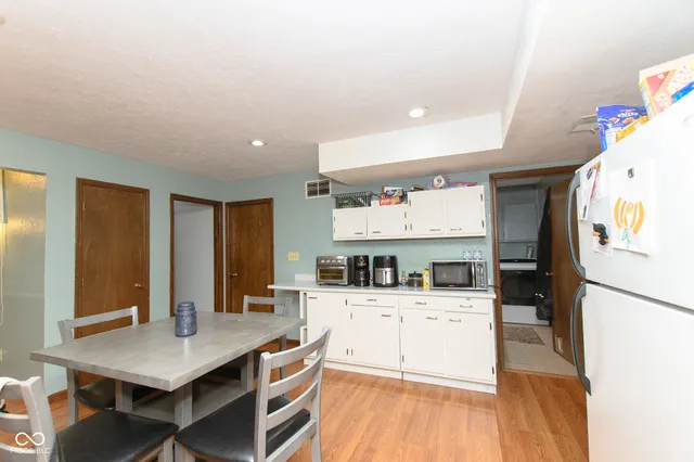 $409,900 | 492 Pelenor Drive, Franklin, IN 46131