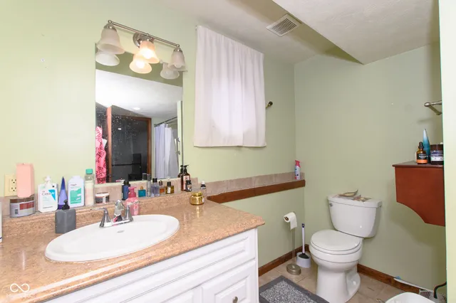 $409,900 | 492 Pelenor Drive, Franklin, IN 46131