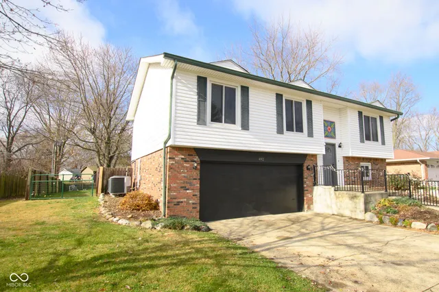 $409,900 | 492 Pelenor Drive, Franklin, IN 46131