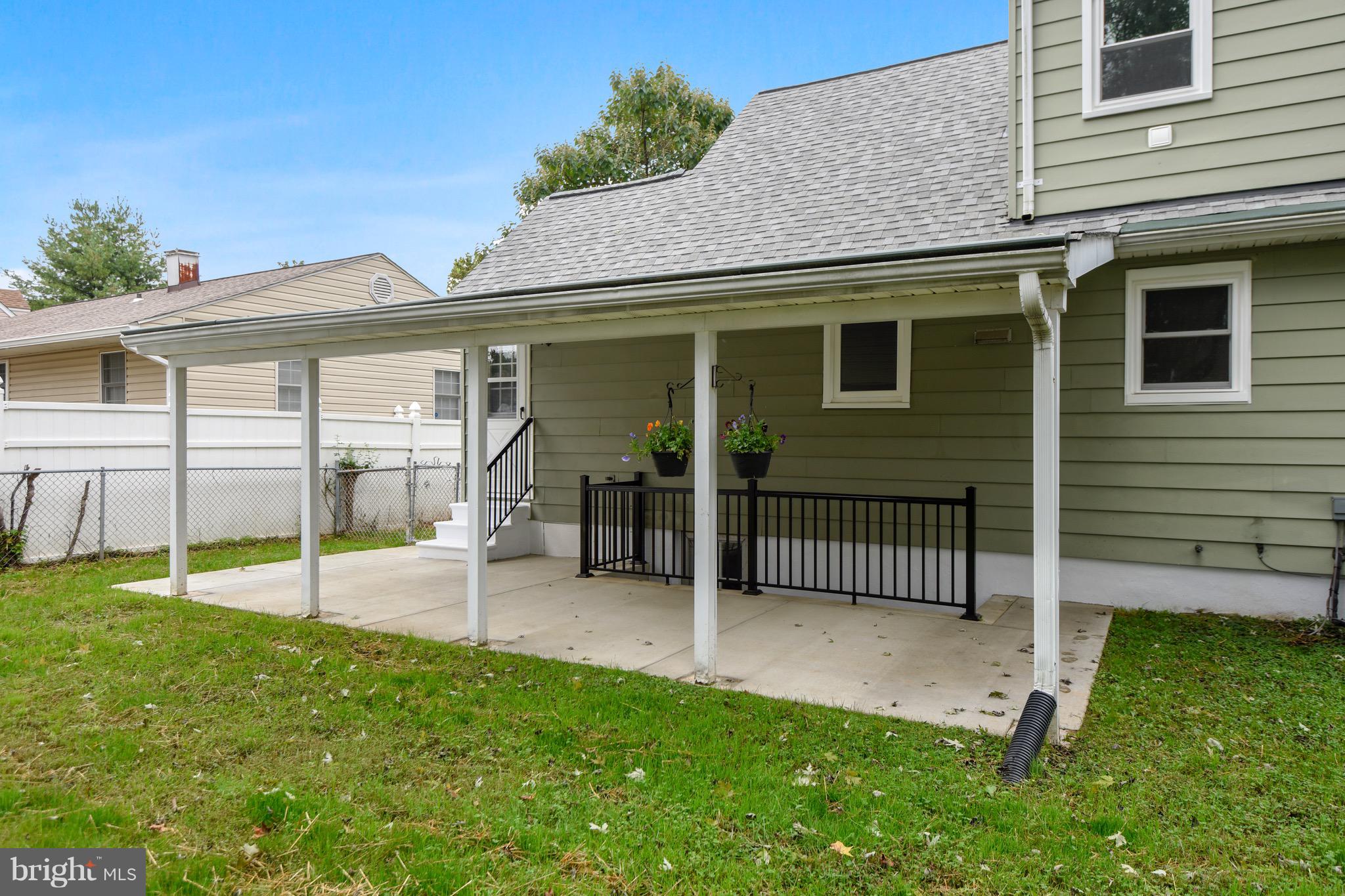 1846 Ridgewick Road Glen Burnie, MD 21061 - Photo 24 of 39 Rear patio